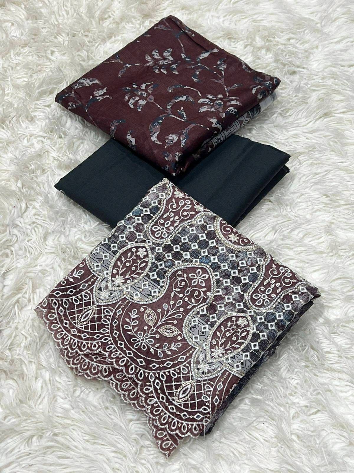 Embroidered Unstitched 3-Piece Ladies Suit