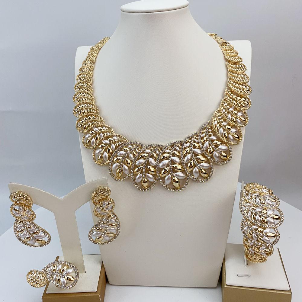 Classic Kundan Choker Set